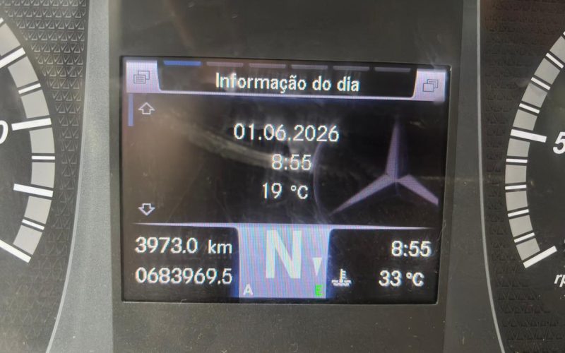 Mercedes Benz Atego 2426 (52)