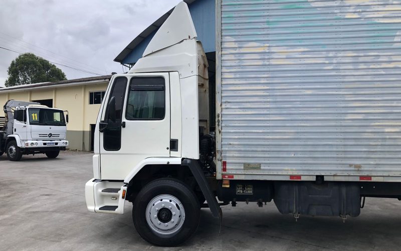 Redivo Caminhões Ford Cargo 1317 Bau (8)