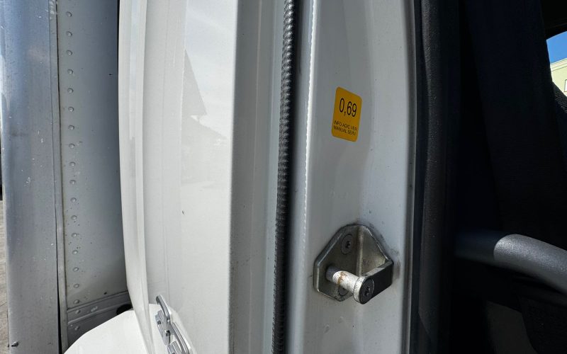 VOLVO VM 330 ANO 2021 TRUCK (1)