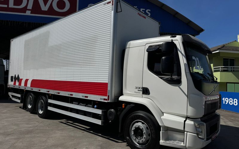 VOLVO VM 330 ANO 2021 TRUCK (3)
