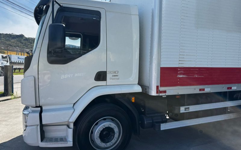 VOLVO VM 330 ANO 2021 TRUCK (5)