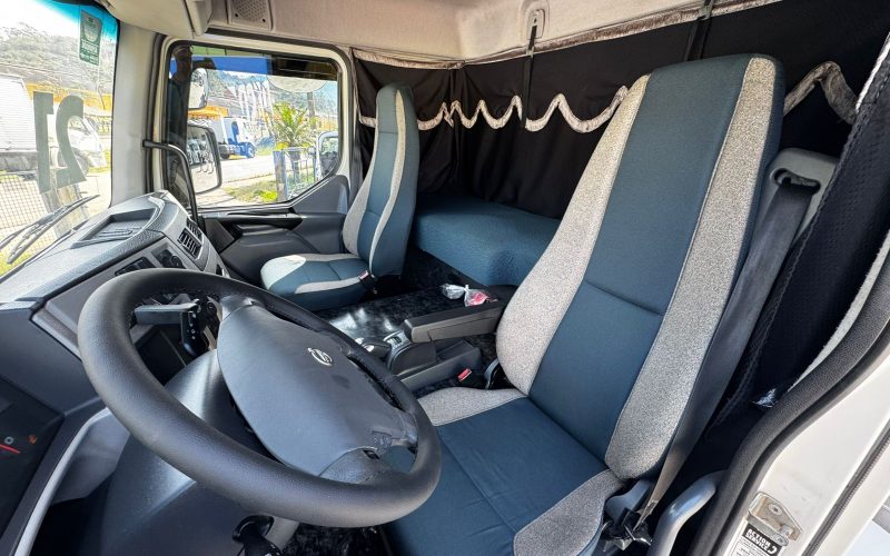 VOLVO VM 330 ANO 2021 TRUCK (8)