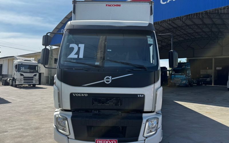 VOLVO VM 330 ANO 2021 TRUCK (9)