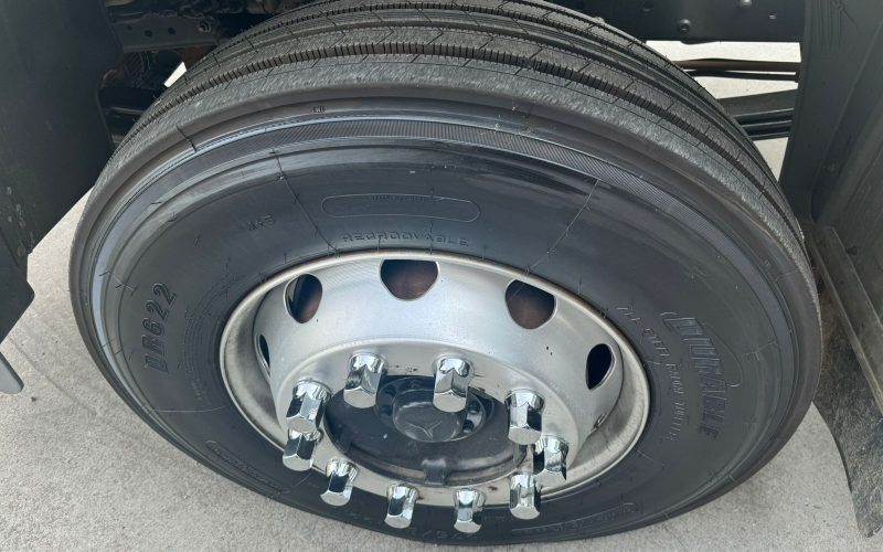 WhatsApp Image 2025-01-27 at 17.16.52 (1)