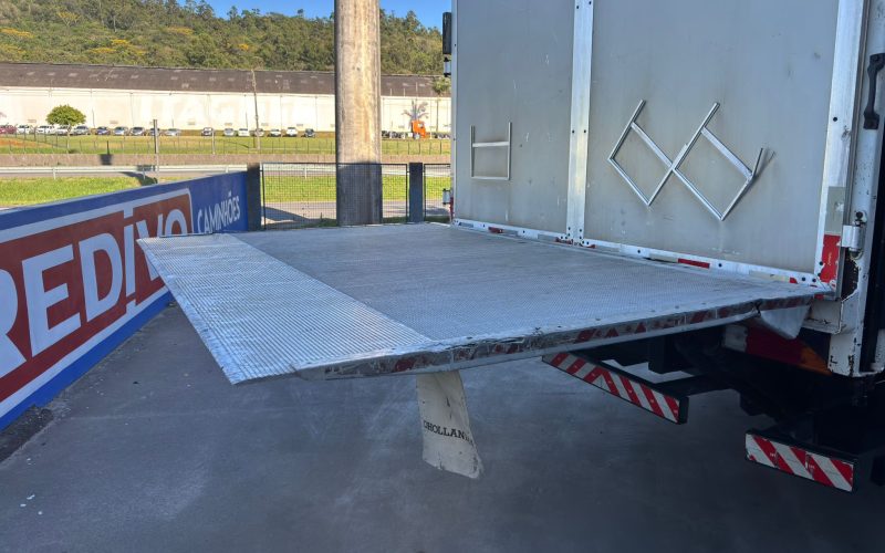 WhatsApp Image 2025-10-21 at 07.51.46