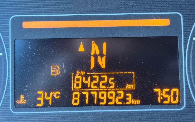 WhatsApp Image 2025-10-21 at 07.52.12