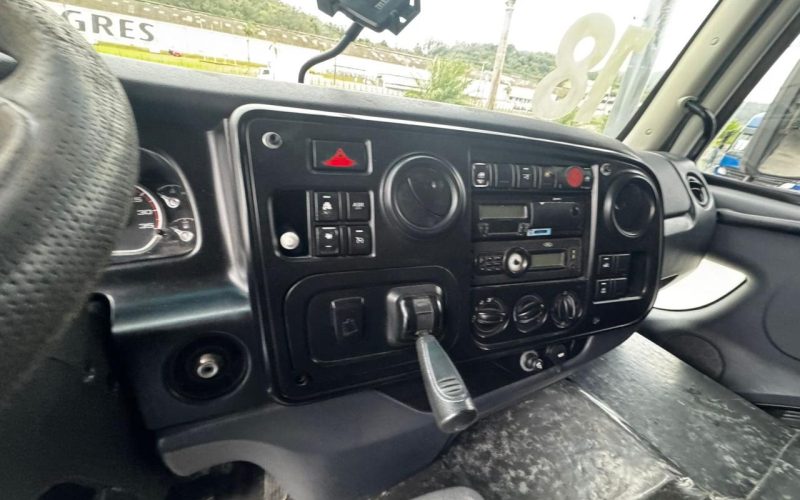 WhatsApp Image 2025-10-29 at 15.23.20 (1)