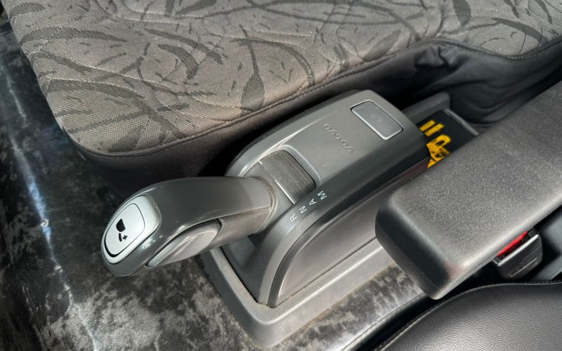 WhatsApp Image 2025-11-06 at 14.37.05