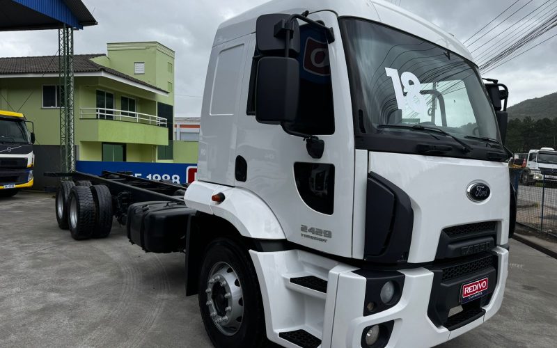 WhatsApp Image 2025-11-24 at 16.03.36