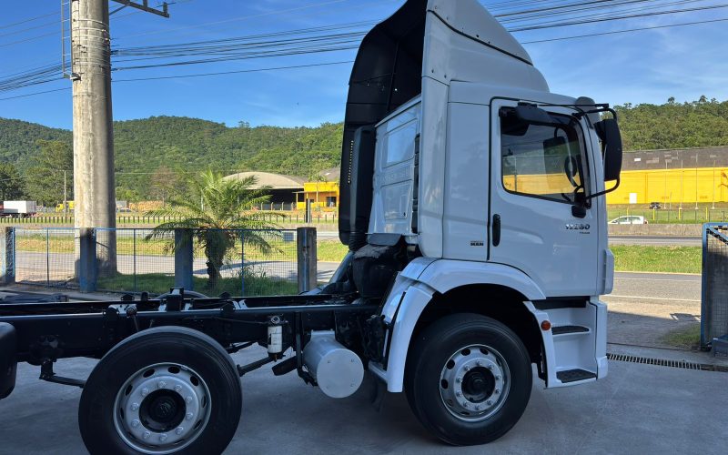 WhatsApp Image 2025-12-12 at 13.36.39 (3)