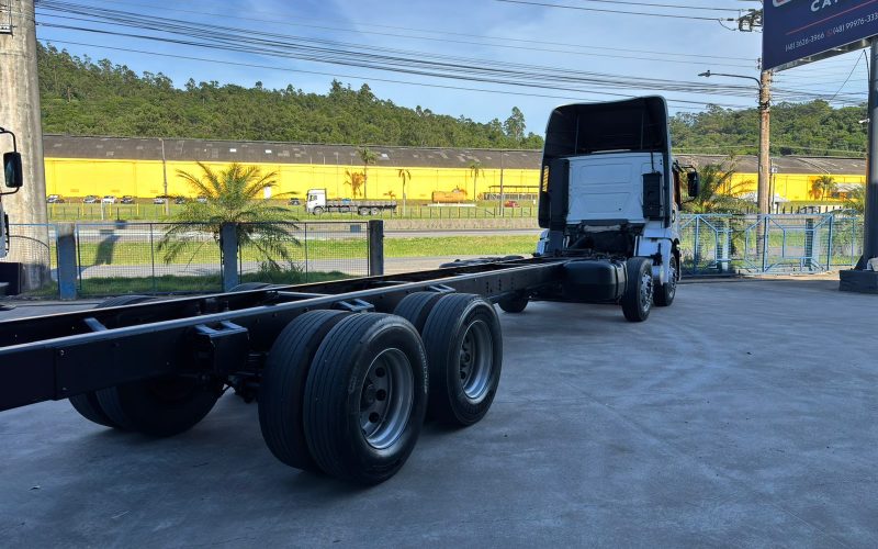 WhatsApp Image 2025-12-12 at 13.36.42 (1)