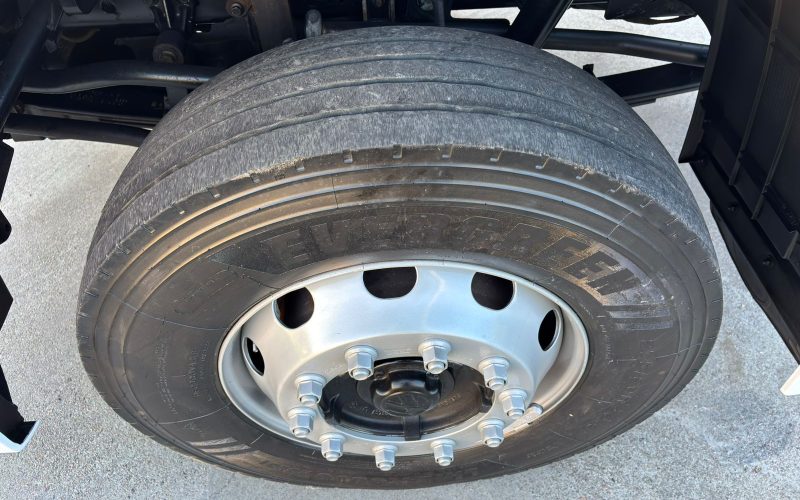 WhatsApp Image 2025-12-12 at 13.36.44 (4)