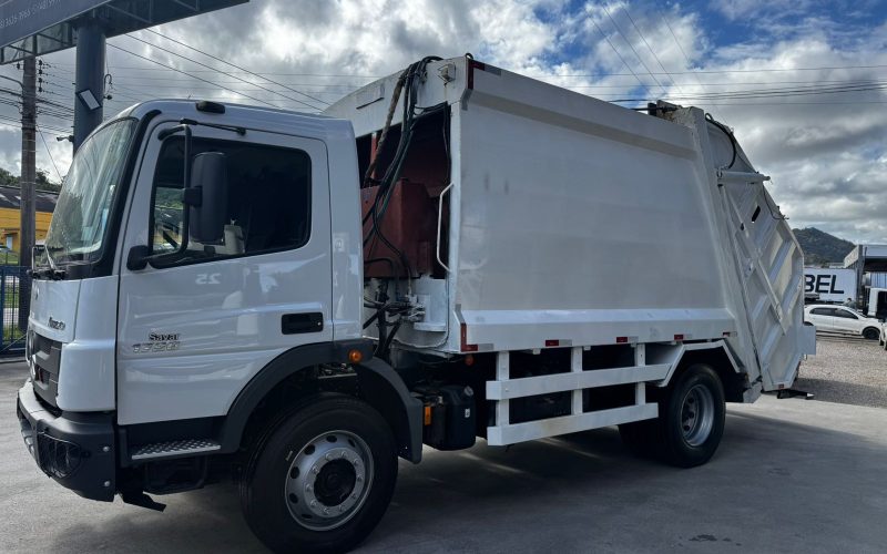 atego 1726 compactador lixo (4)