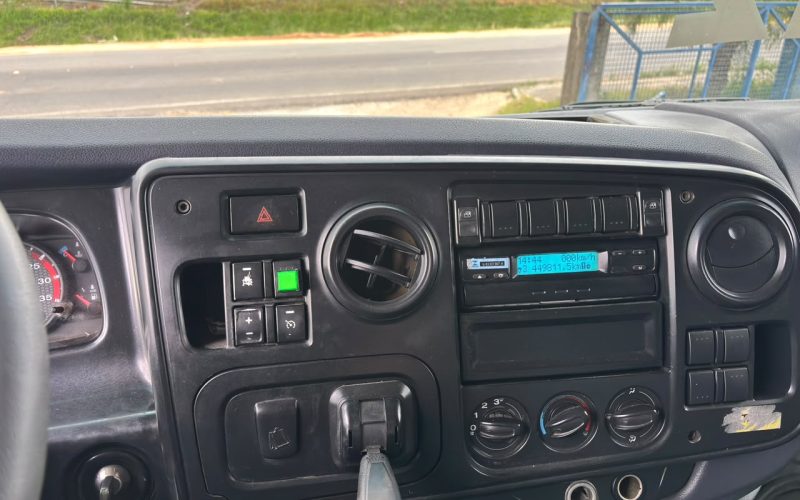 ford cargo 1317 muck (25)