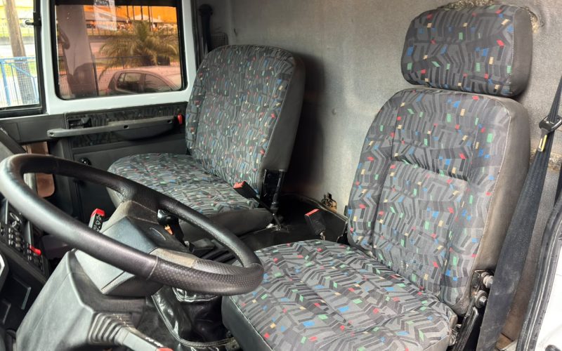 ford cargo 2422 ano 2010 (12)