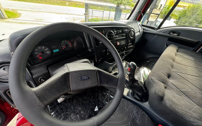 ford cargo 2429 ano 2013 (17)