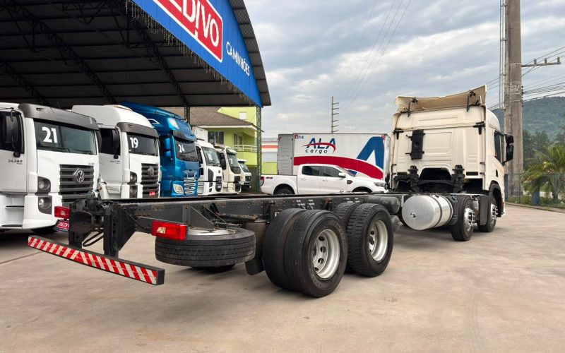 scania p360 ano 2021 (17)