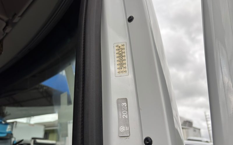 volks 26-320 ano 2024 (28)
