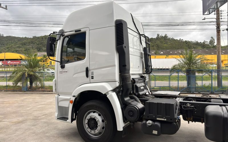 volks 26-320 ano 2024 (5)