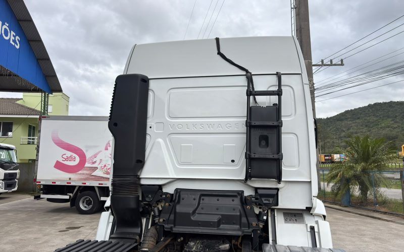 volks 26-320 ano 2024 (6)