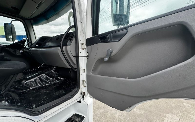 volkswagen 13-180 (3)