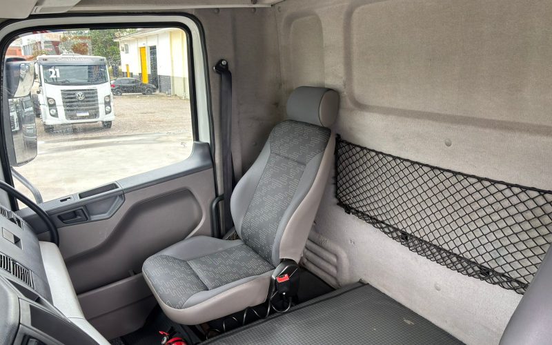 volkswagen 24-280 (15)