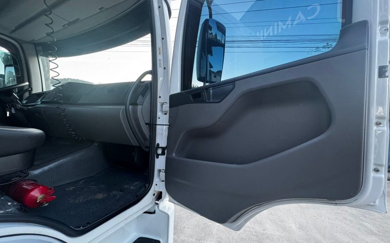 volkswagen 24-280 (25)