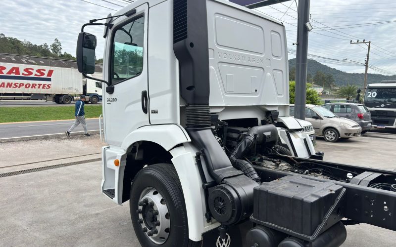 volkswagen 24-280 (9)